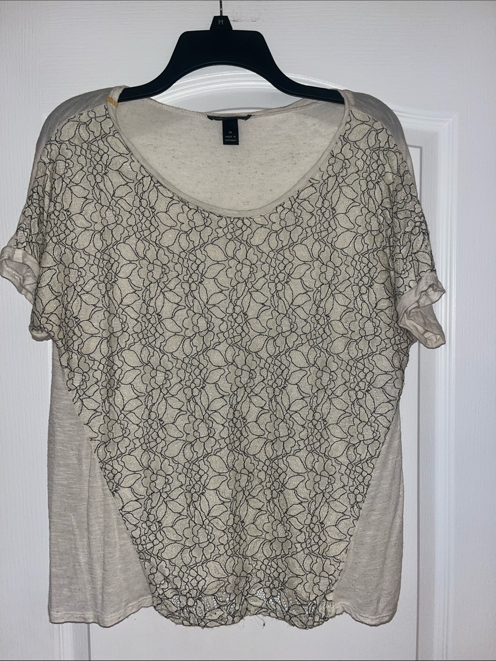 AB Studio Light Beige Floral Lace Short Sleeve Top